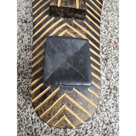 African wood mask handcrafted 13" - Picture 7 of 10